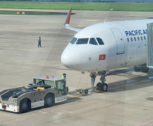 무안공항 첫취항 나트랑행 비행기 입니다. 퍼시픽에어라인